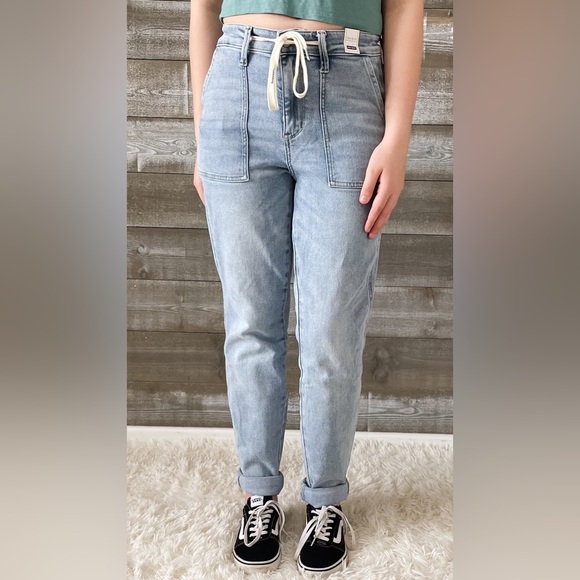 judy blue high waist vintage light wash double cuff joggers JB88691REG LT - Picture 2 of 12